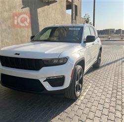 جیپ گراند شیرۆکی